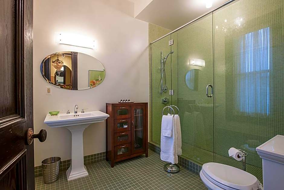 The Inn at 97 Winder