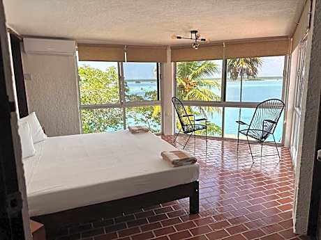 Family Room with Lake View
