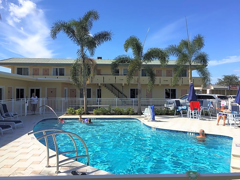 Curtis Inn & Suites