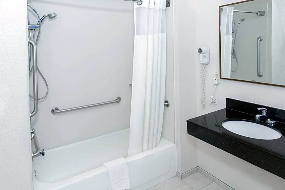 AmericInn by Wyndham Hays