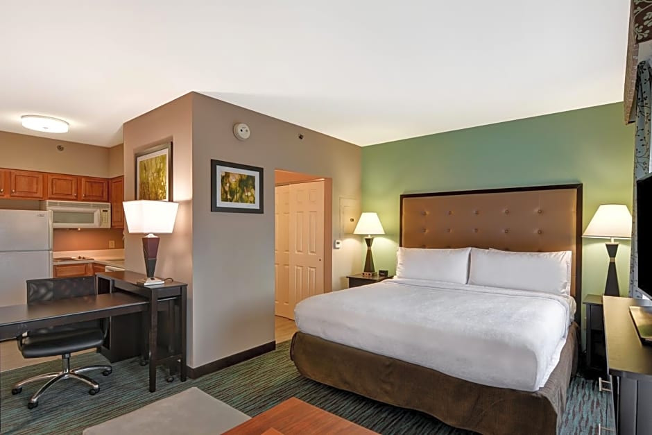 Homewood Suites by Hilton Aurora Naperville