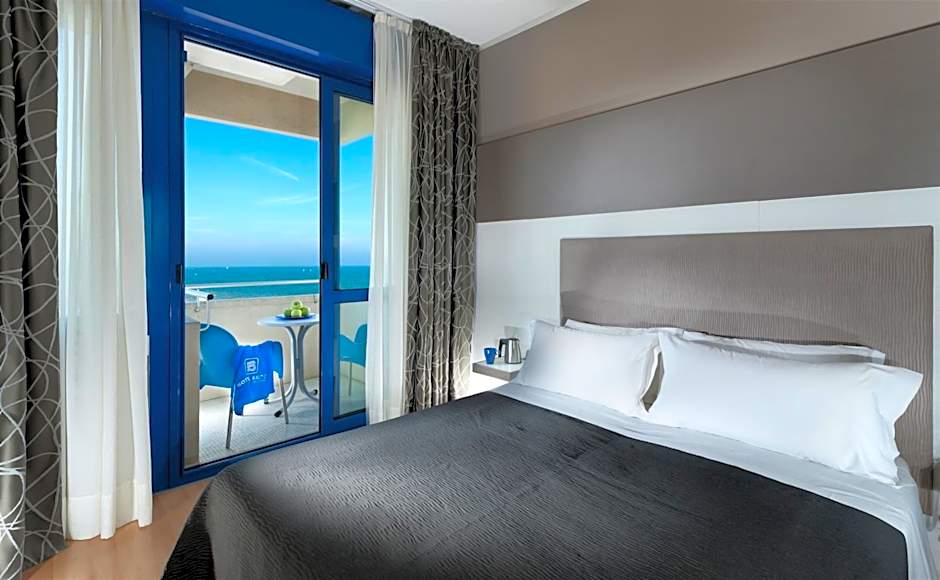 Hotel Baltic Riccione-Fronte Mare