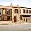 Nill's Stone House Otel