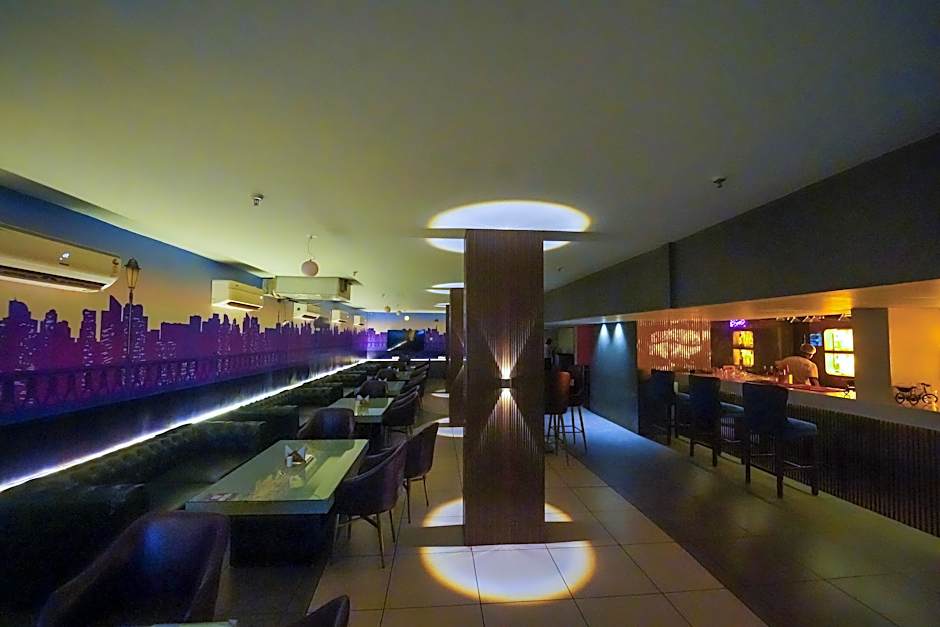 Hotel Radhika Regency