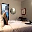 Super Townhouse Galleria Market Near Golf Course Road