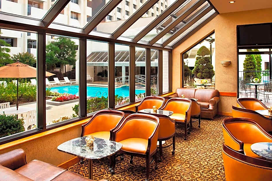 Sheraton Greensboro At Four Seasons