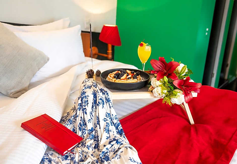 Del Carmen Concept Hotel