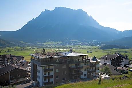 Boutique Hotel Bellevue Lermoos
