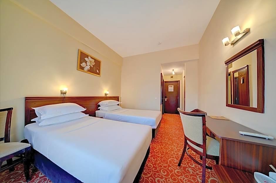 Central Hotel