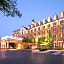 Holiday Inn Express State College At Williamsburg Square