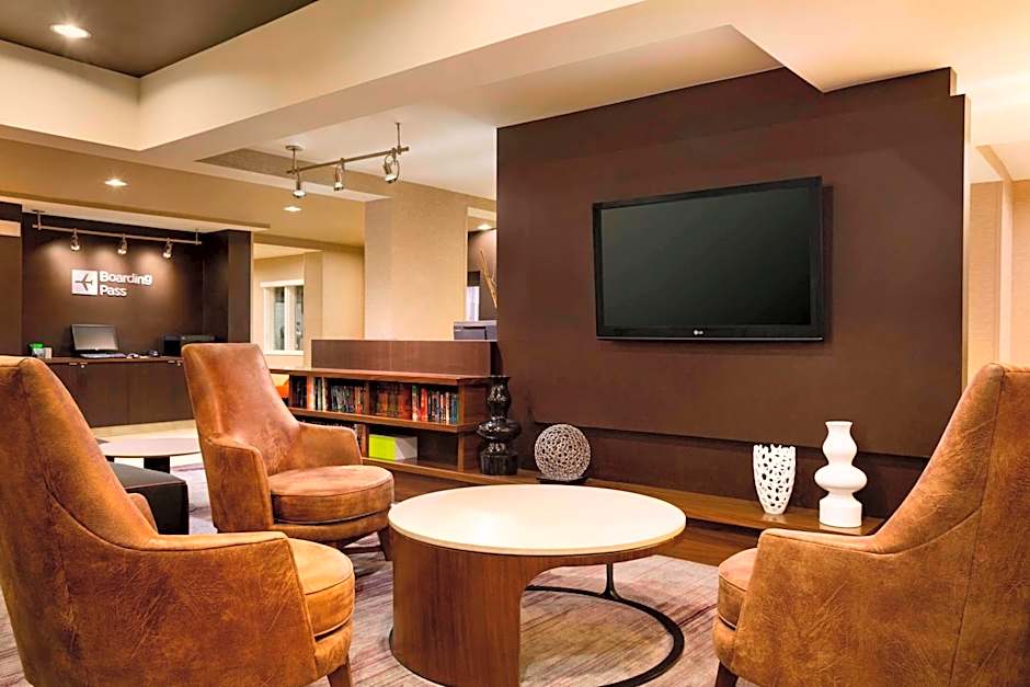 Courtyard by Marriott Champaign