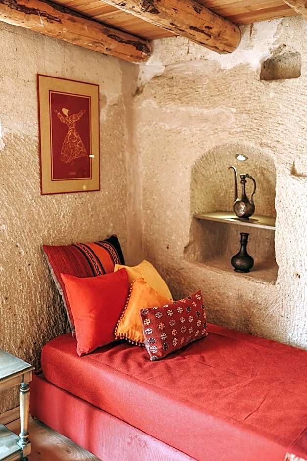 Elaa Cave Hotel