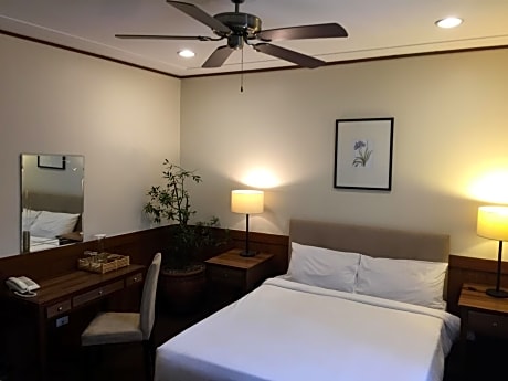 Honeymoon Room with Airconditioning