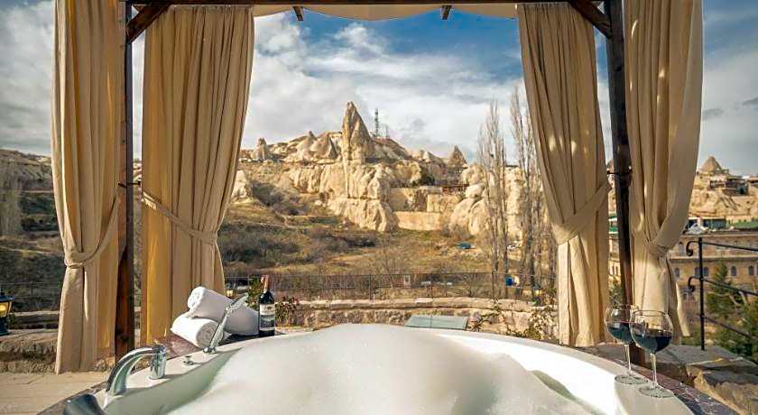 Secret Hill Cave Suites