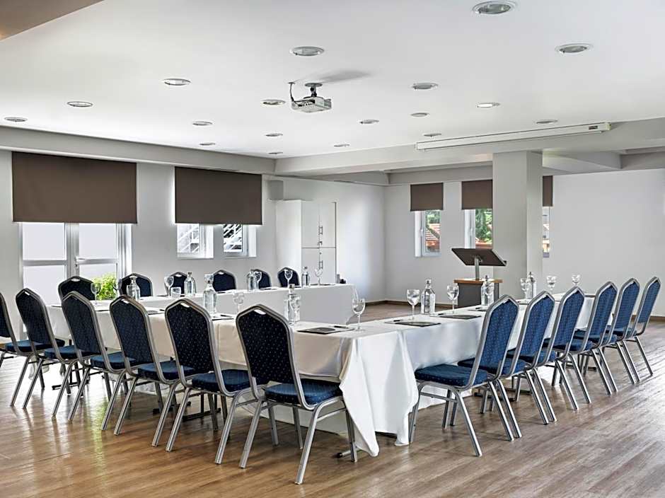 Civitel Attik Rooms & Suites