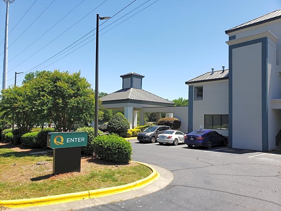 Quality Inn & Suites Clemmons I-40