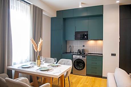 Two-Bedroom Balcony Suite with Kitchen