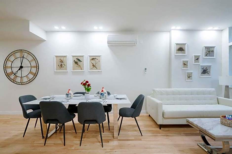 Luxury 2BR Duplex 5min to Central Park