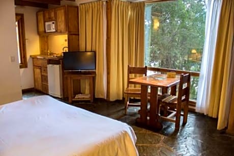 Twin Room with Kitchenette and View