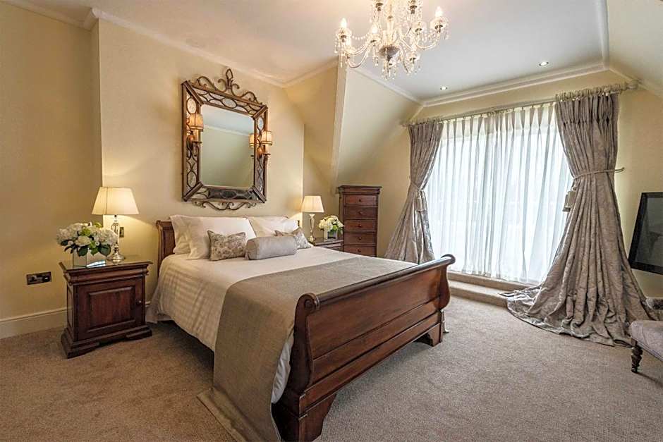 Photo 1 of 3 of Suite, Tower