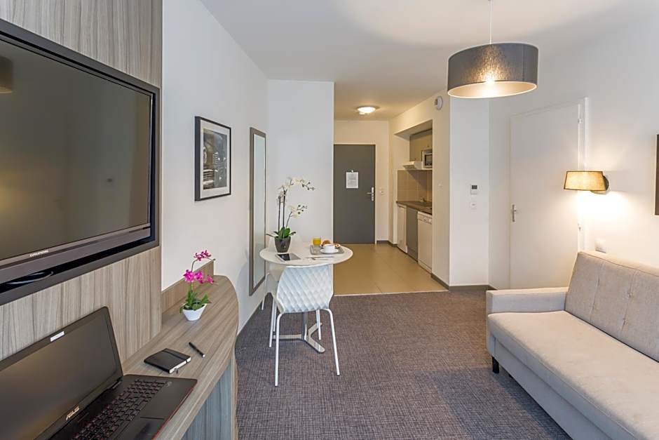 Nemea Appart Hotel Elypseo Strasbourg Port