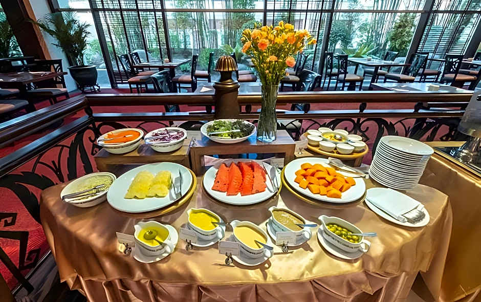 Zenith Sukhumvit Hotel