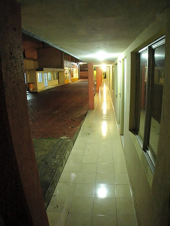 Posada San José, Hotel