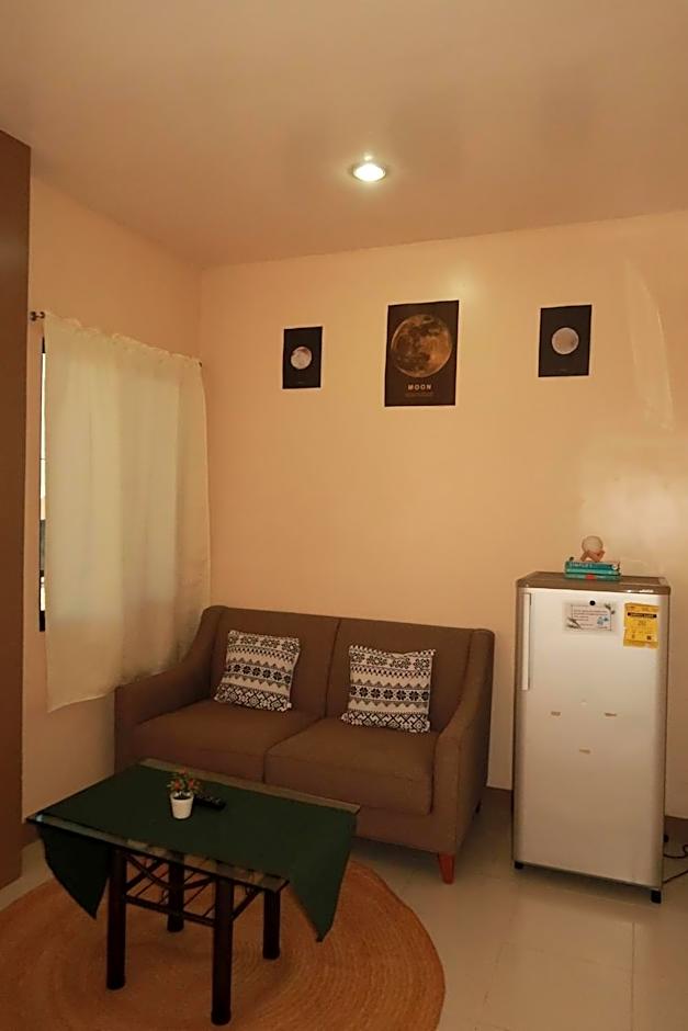Jo-Cris Apartelle