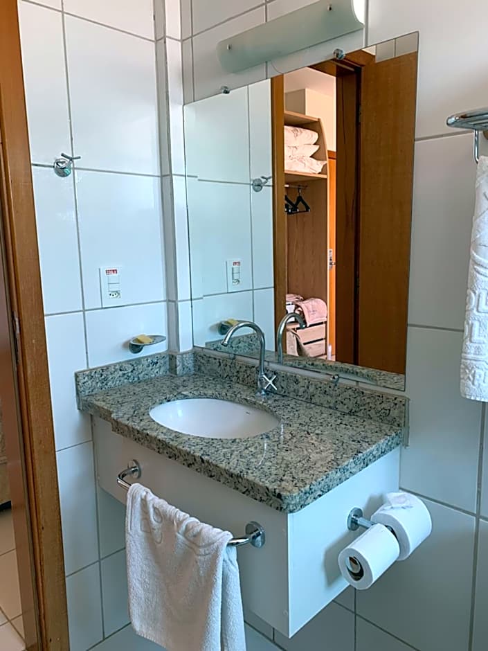 No GOLDEN DOLPHIN EXPRESS VOCÊ IRÁ TER MOMENTOS ESPETACULARES!