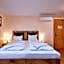 Hotel Isha