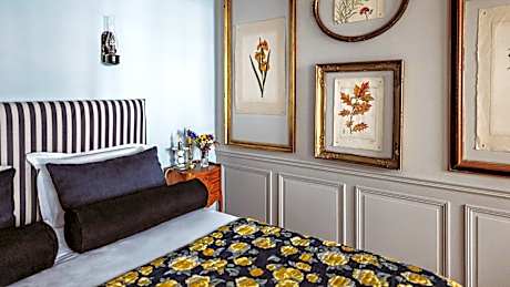 Deluxe Double Room for Disabled Guests