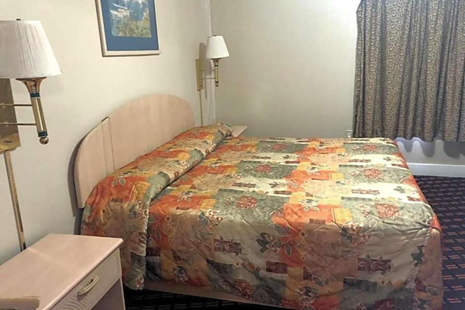 OYO Hotel Starlite Seneca Falls