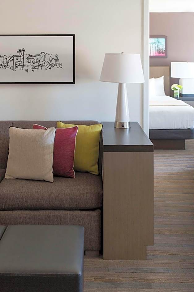 Hyatt House Charleston - Historic District