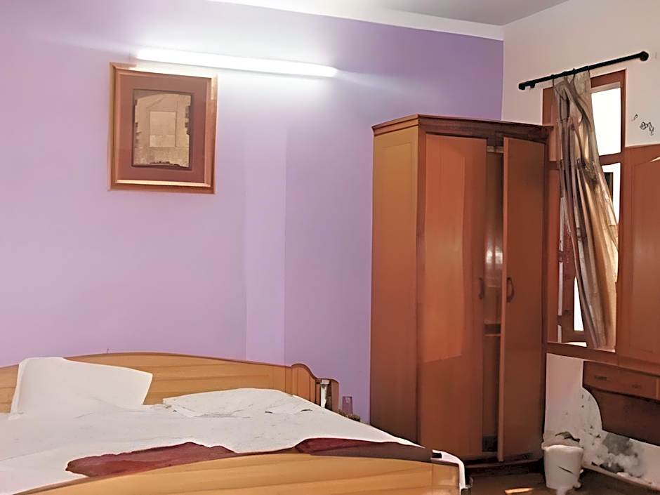 Hotel Maharana Palace