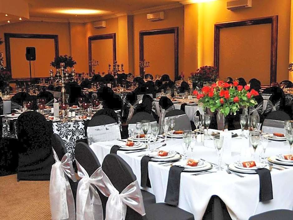 Velmore Hotel Estate