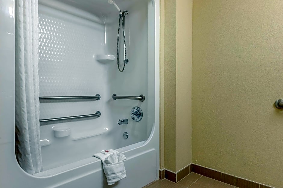 Comfort Suites Johnson City near University