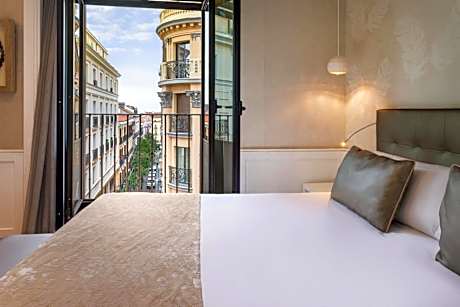 Catalonia Puerta Del Sol