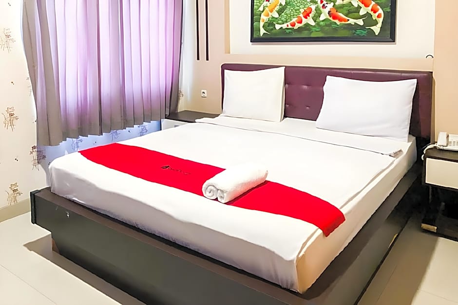 RedDoorz At Hotel Gajah Mada Palu