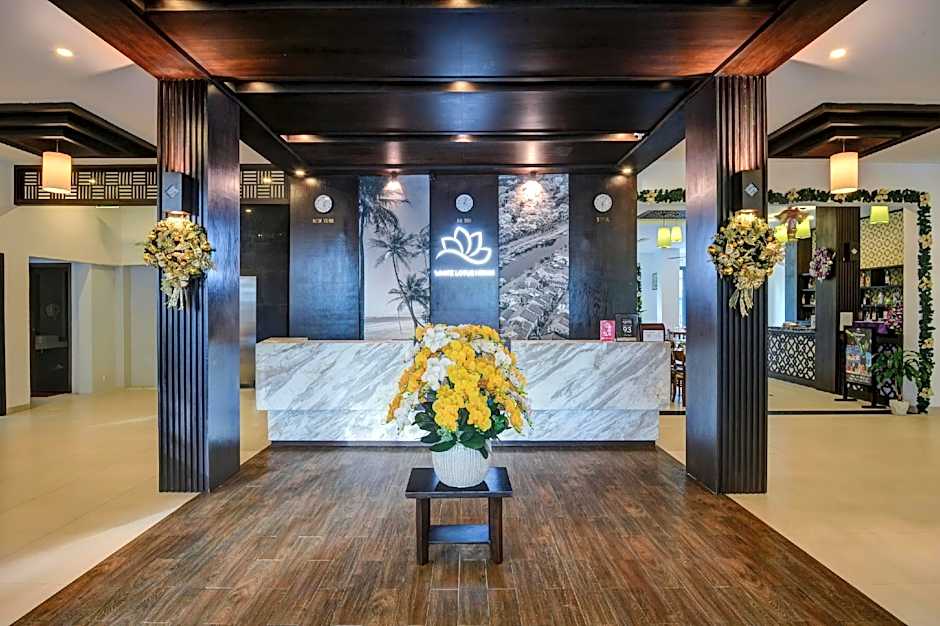 White Lotus Hotel Hoian