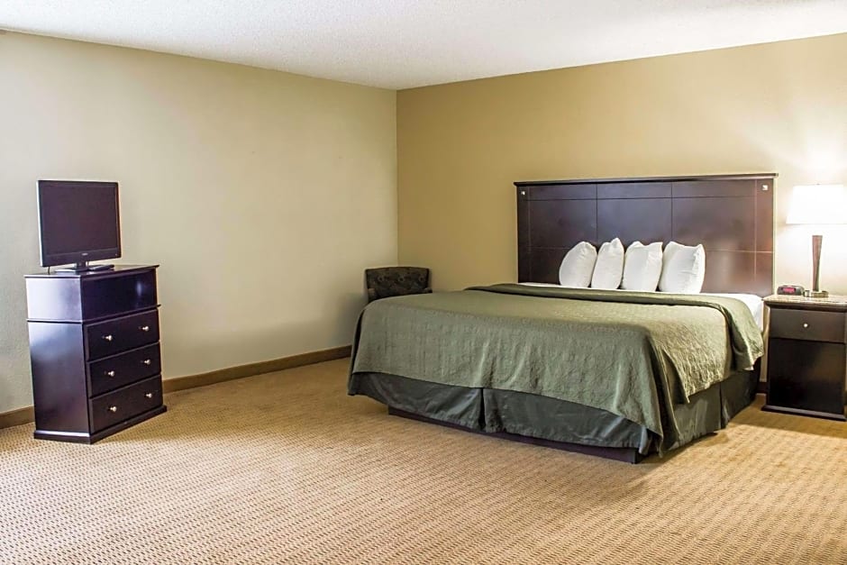 Quality Inn & Suites