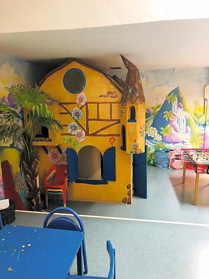 Regency Torviscas Apartments and Suites