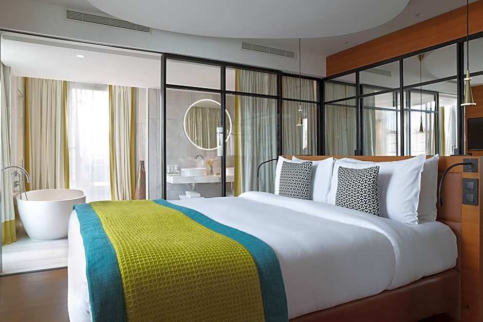 Renaissance Paris Republique Hotel