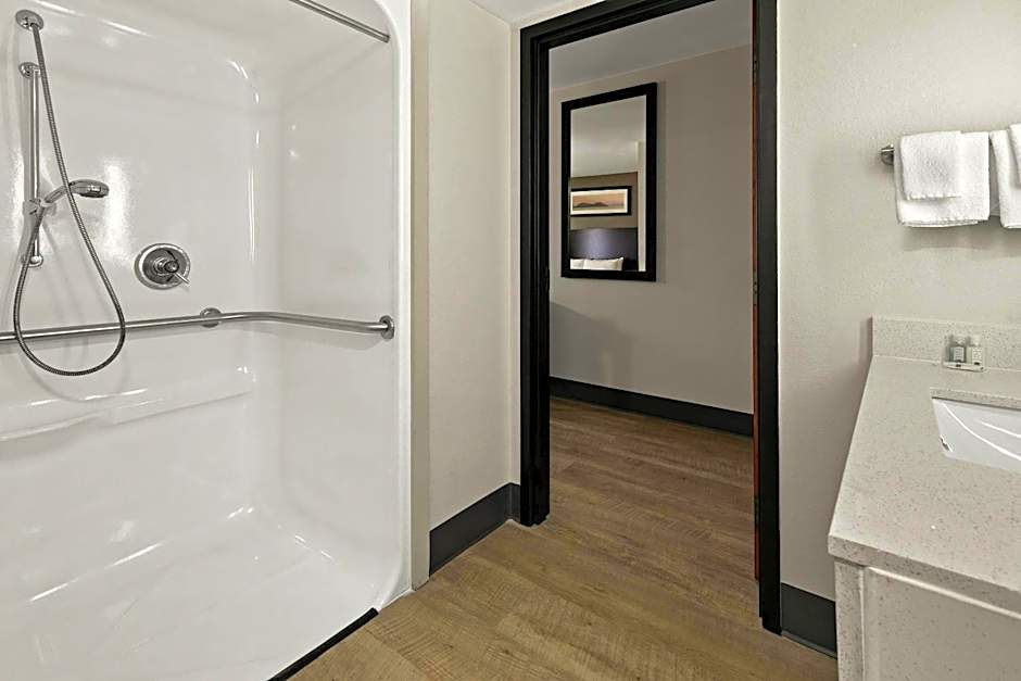 Quality Inn Lavonia I-85
