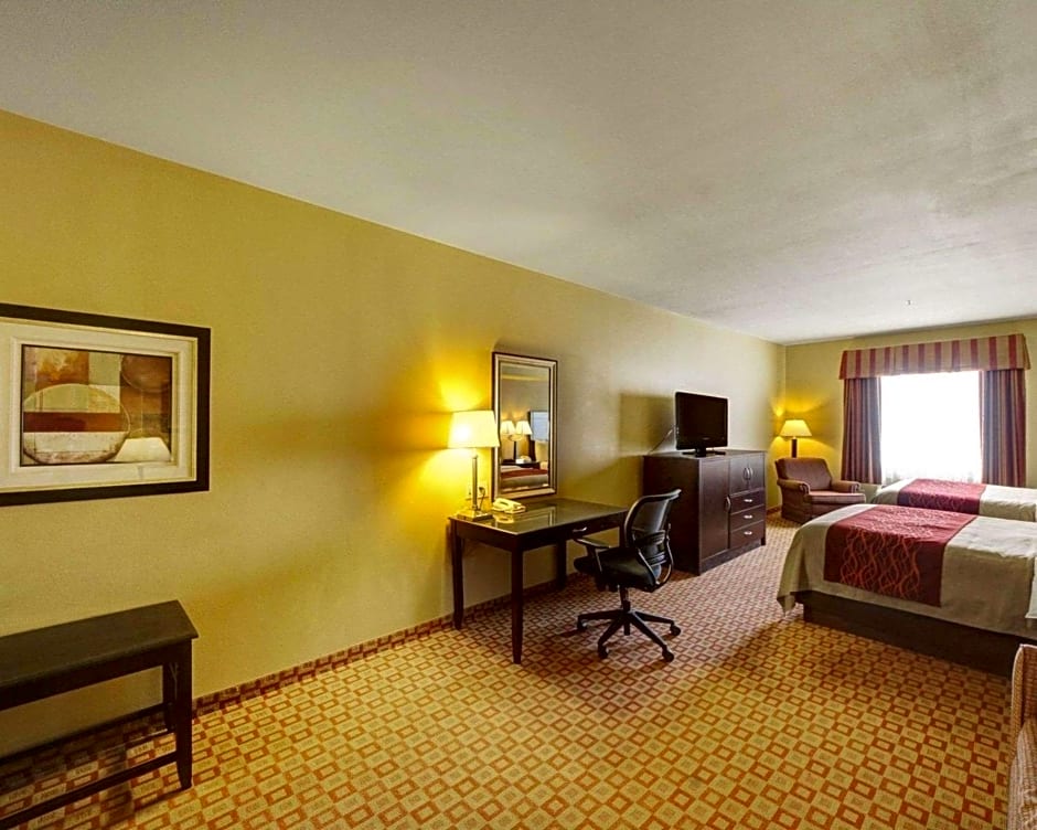 Comfort Inn & Suites Donna near I-2