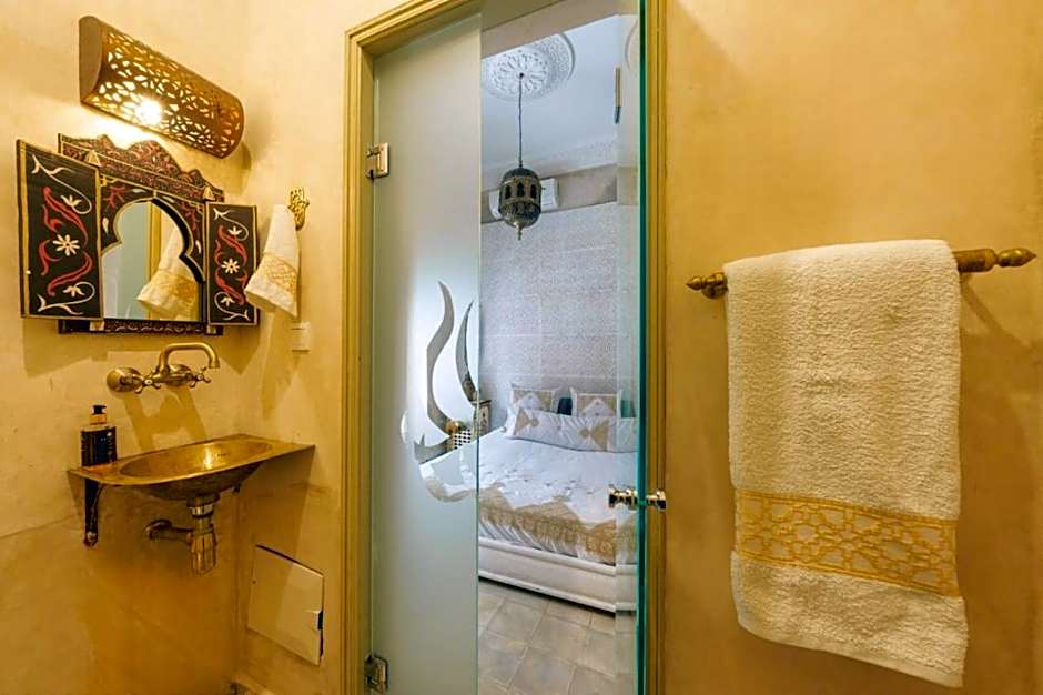 Riad 7 chambres - Petit dejeuner gratuit