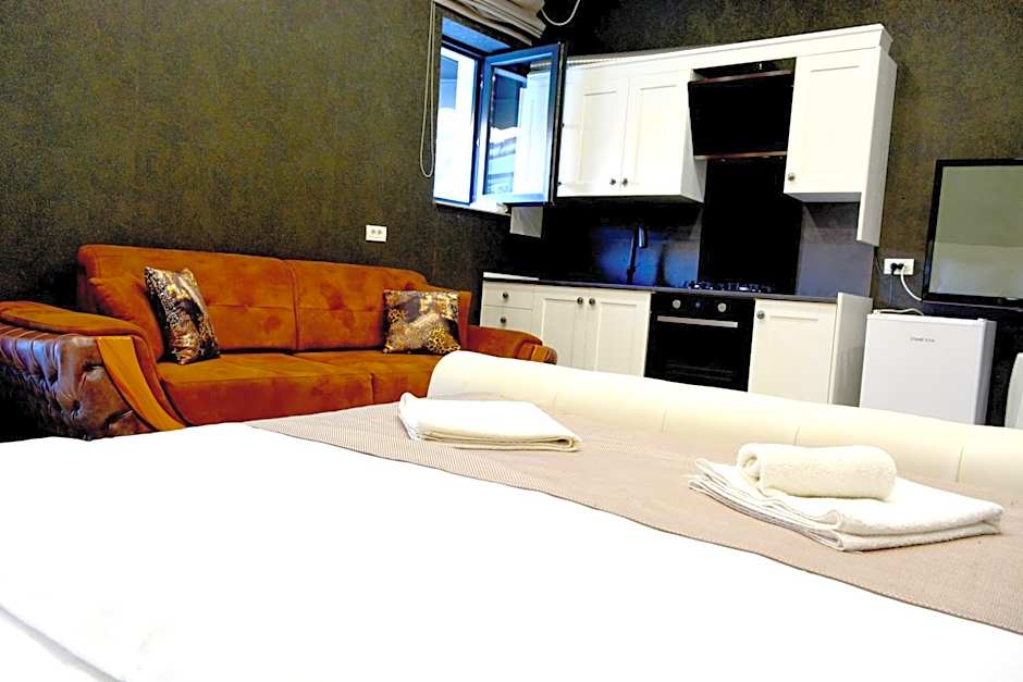 Arizet Boutique Mamaia