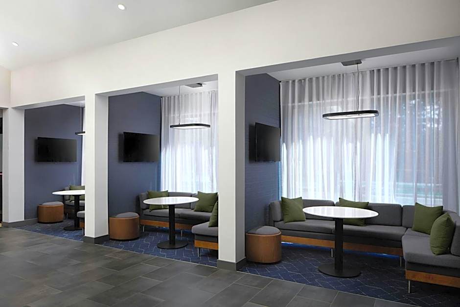 Courtyard by Marriott Williamsburg Busch Gardens Area