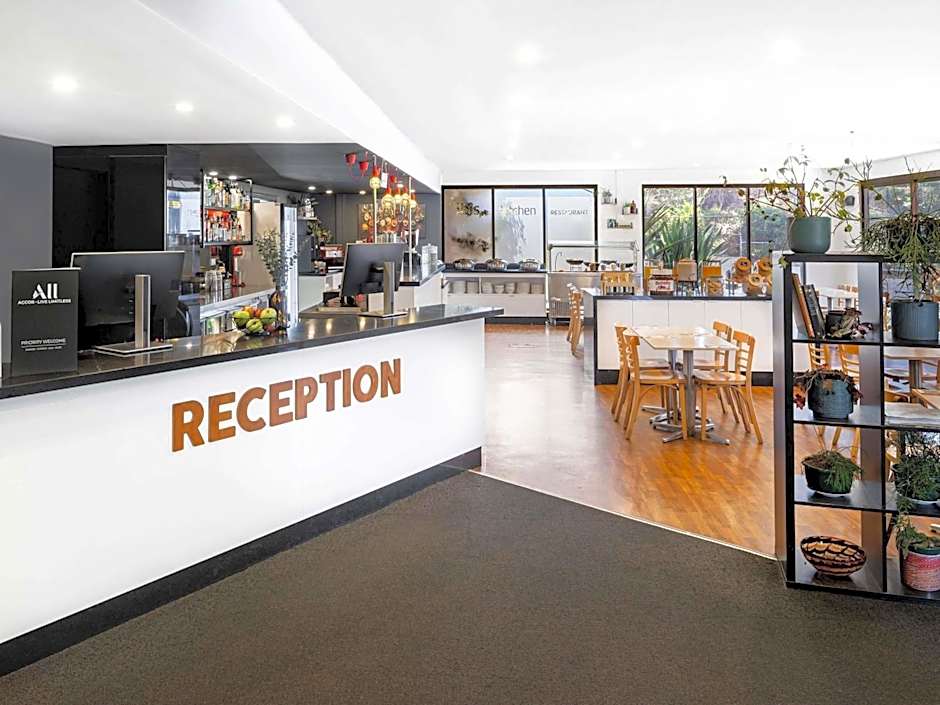 ibis Sydney Thornleigh Hotel