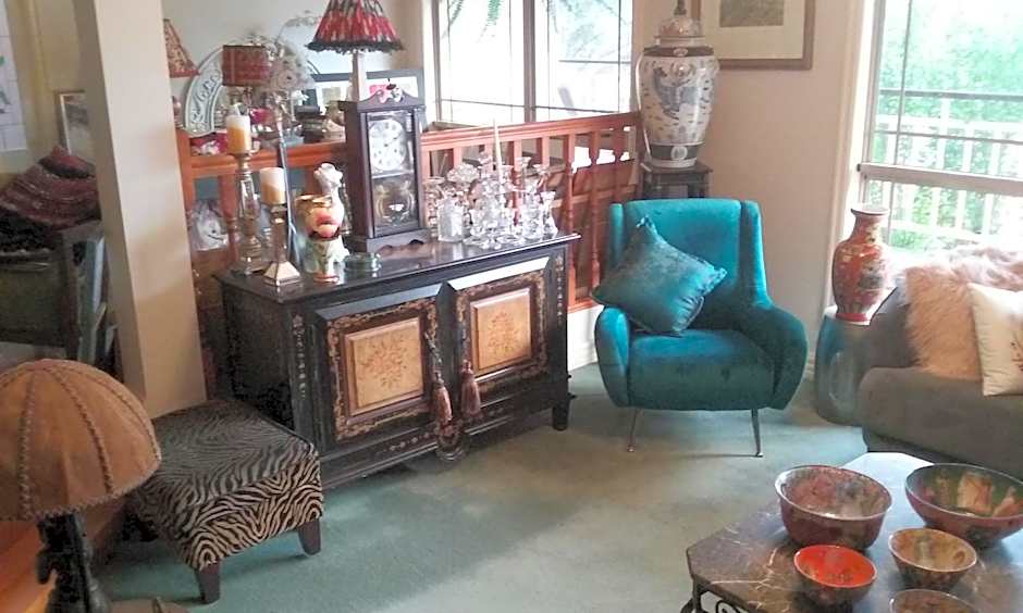 Nicholson BnB and Arts Centre