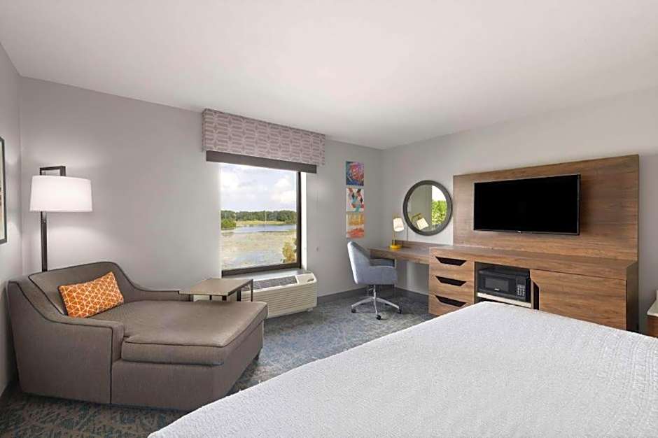 Hampton Inn By Hilton And Suites Savannah-Airport